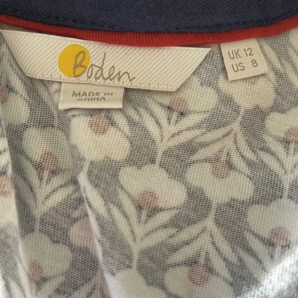 Boden Althea Petal Head Geometric Floral Keyhole 3/4 Sleeve Tee - 8 - Picture 10 of 13